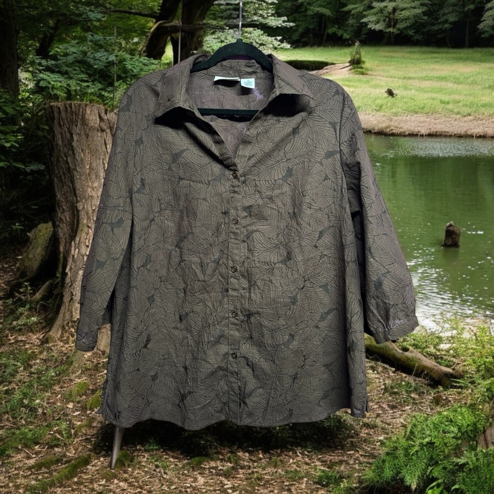 Carroll Reed Dark Brown Leaf Print Top